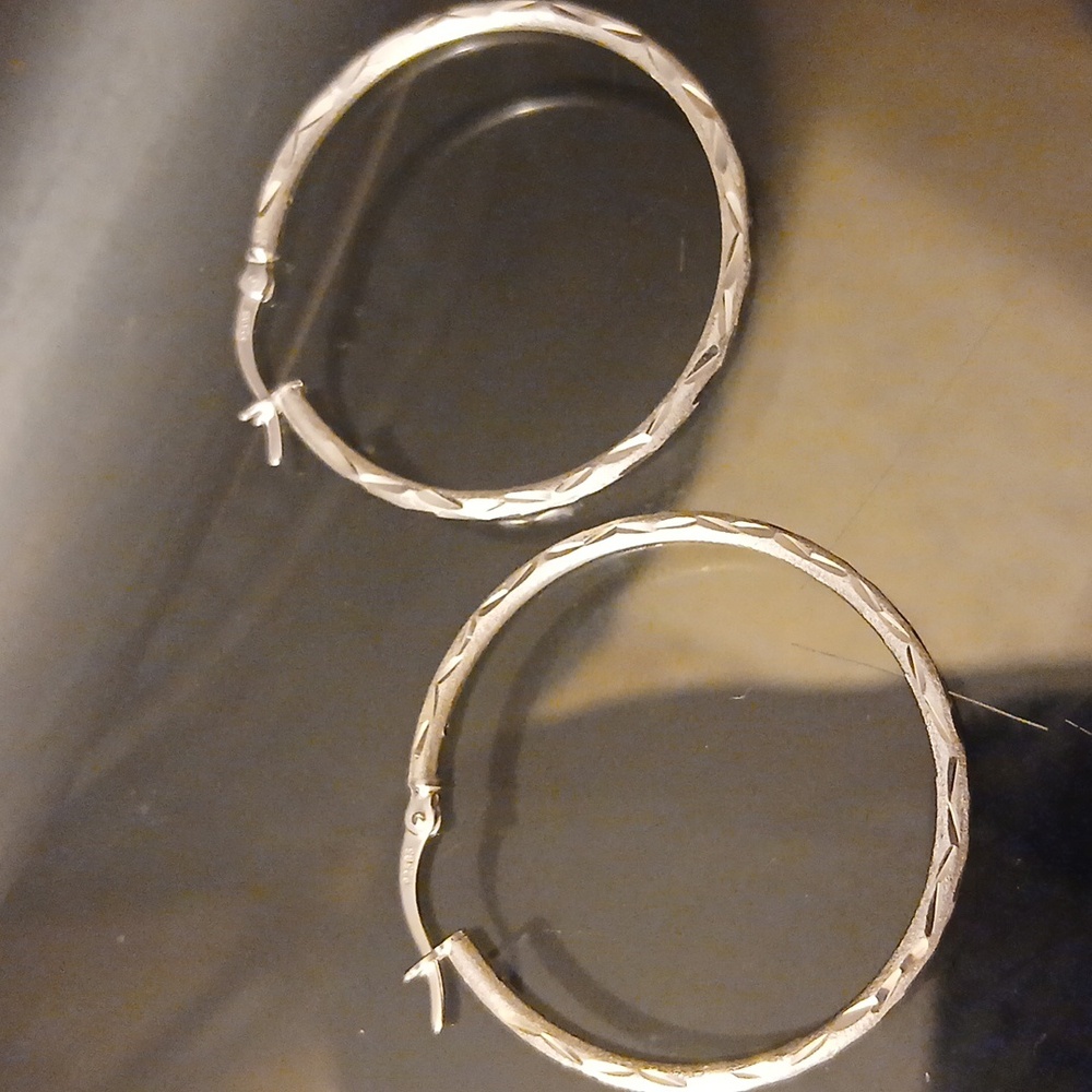 925 Hoop Earrings - Picture 7 of 8